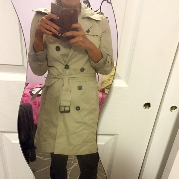 🔴SOLD beige Zara basic trench coat sz XS - Picture 3 of 3