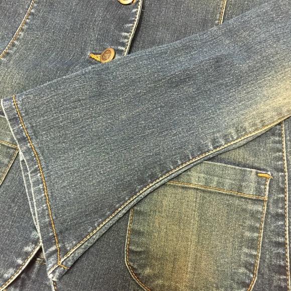 Gifted - Denim Blazer - Picture 2 of 4