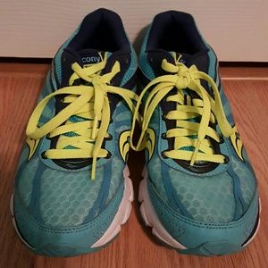 Saucony Mayhem running shoes!