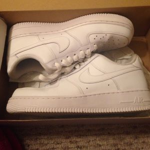🚫SOLD🚫Optic white nike Air Force 1 lows