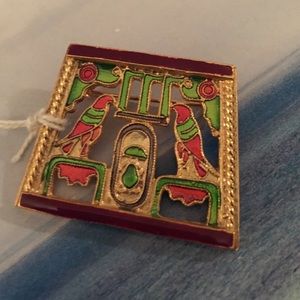 Unique Egypt design brooche