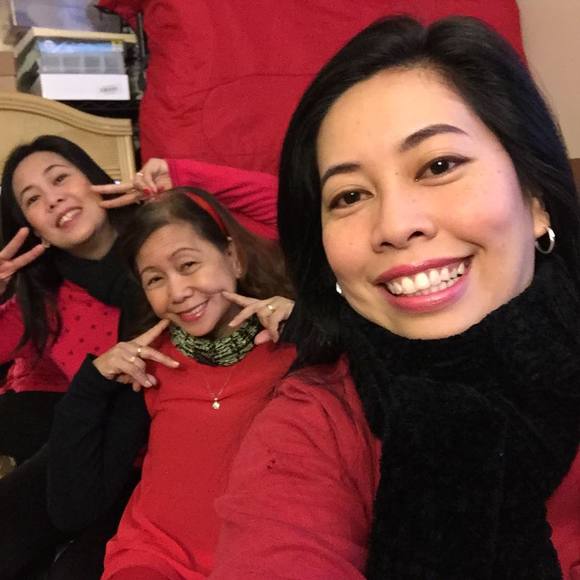 Meet your Posher. - Picture 2 of 5