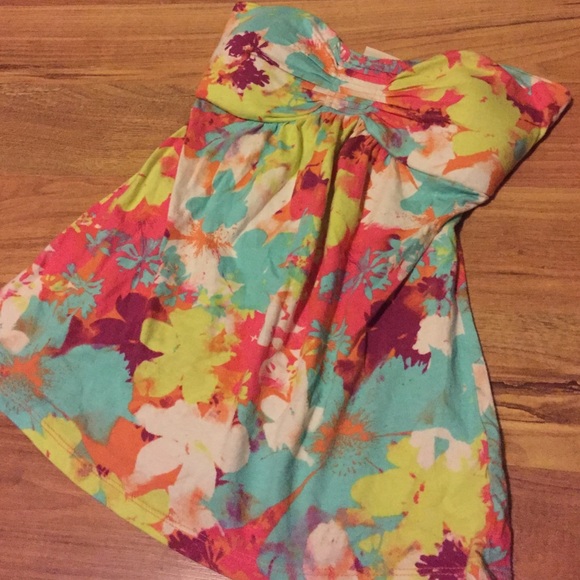 strapless - Picture 2 of 3