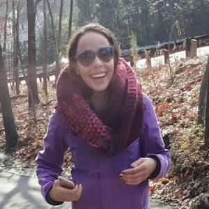 Meet your Posher, Iris