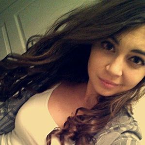 Meet your Posher, Brianna