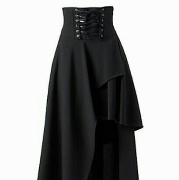 Assymetric bandage skirt