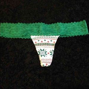 NWT Christmas print panty thong