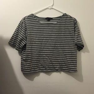 Cropped grey/white crop top🚫SOLD🚫