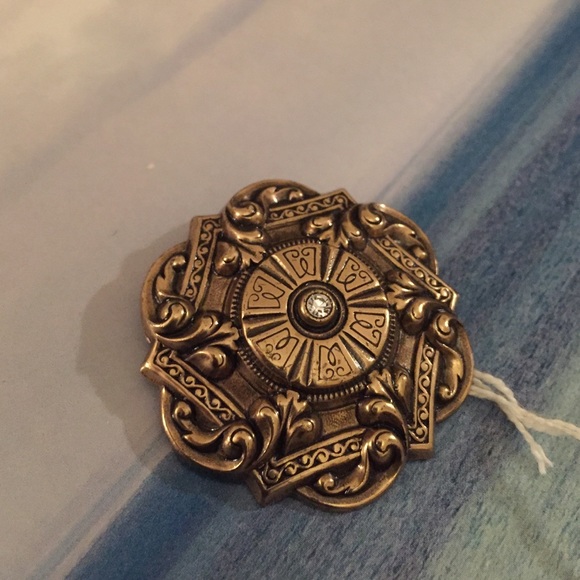 Unique Vintage "Nieder" brooche