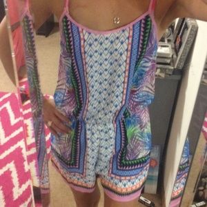 Make an offer! Multi colored print romper! 💖