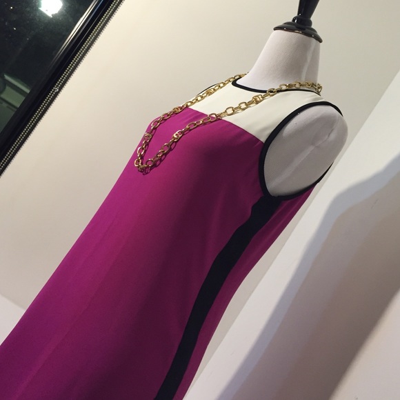 Magenta and cream Calvin - Picture 3 of 4