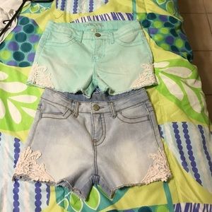 2 pairs of shorts ❗️❗️❗️❗️