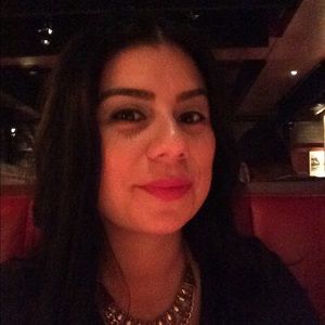 Meet your Posher, Jazmin