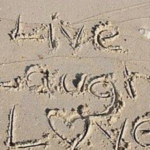 Meet your Posher, Leora