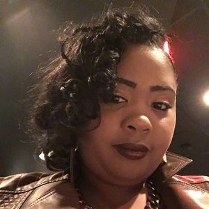 Meet your Posher, Ayans