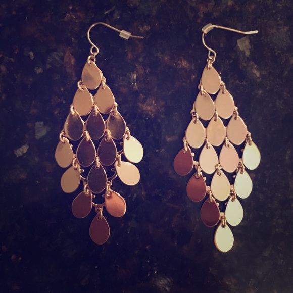 Gold chandelier earrings