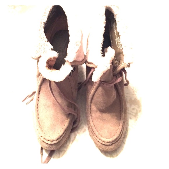 Women's wedge booties