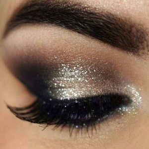 Meet your Posher, Emilia