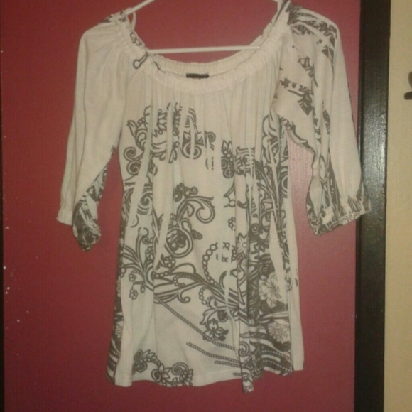 Unit size Small with w/black design - Picture 2 of 4