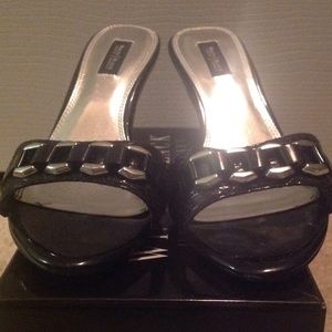 White House Black Market heeled sandal