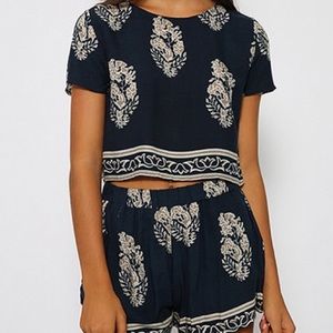 PRINTED LEAVES TWO PIECE SET