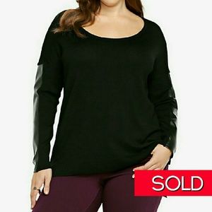 [SOLD] Sweater with Faux leather patches