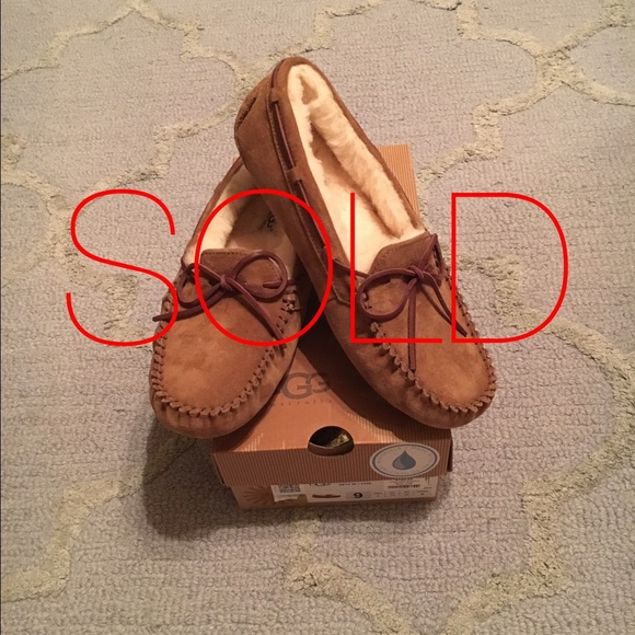 New in box Ugg Dakota slippers in Chestnut size 9 - Picture 4 of 4