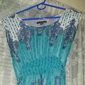 Beautiful, knee length spring dress