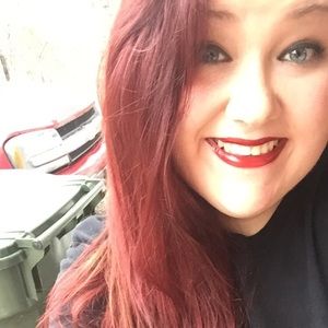 Meet your Posher, Destiny