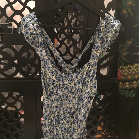 NWT Crossback Floral Dress