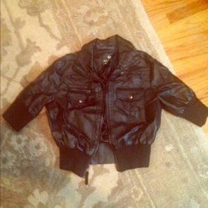 Crop leather jacket