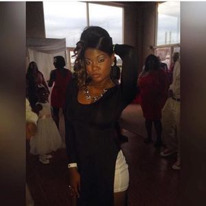 Meet your Posher, Nia