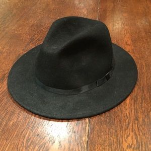 Black fashion hat