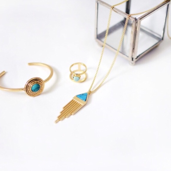 Turquoise triangle textured necklace - Picture 4 of 4