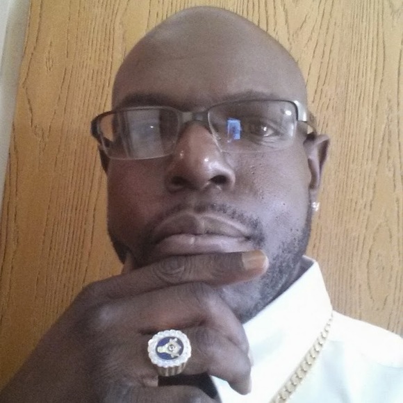 Meet your Posher, Carl - Picture 1 of 1