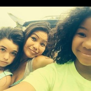 Meet your Posher, Raquel