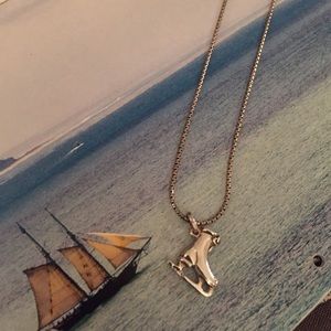 Necklace silver with skater
