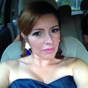 Meet your Posher, Claudia