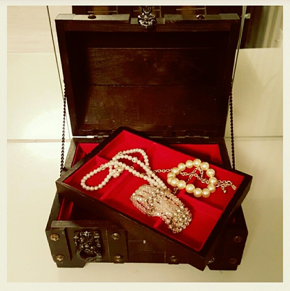 Treasure Chest Jewelry Box