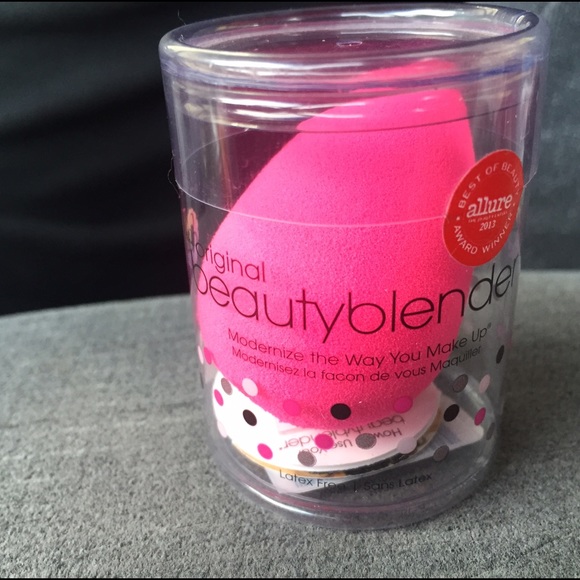 Original pink Beauty Blender