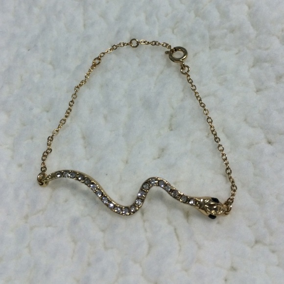 NWOT snake bracelet