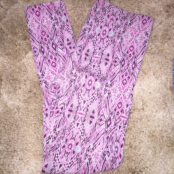 Pink Patterned American Eagle Leggings