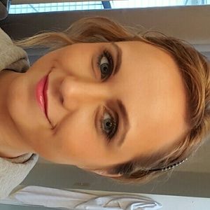 Meet your Posher, Tara