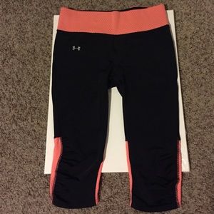 Under Armor Cropped Heat Gear Compression Pants