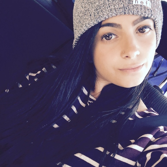 Meet your Posher, Angela