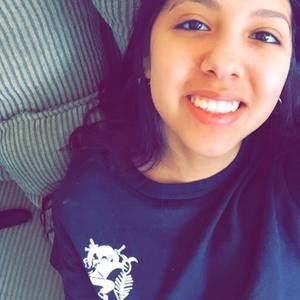 Meet your Posher, Alyssia