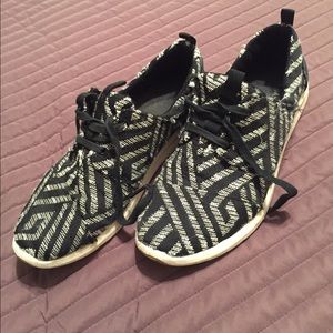 TOMS sneakers