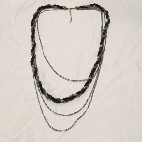 long chain necklace - Picture 1 of 1