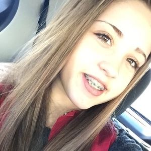 Meet your Posher, Devin