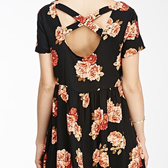 🚫SOLD🚫 ROSE PRINT BABYDOLL DRESS - Picture 2 of 4